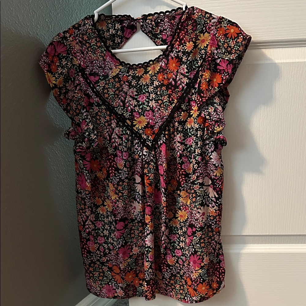 Floral Ruffle Sleeve open back Top
